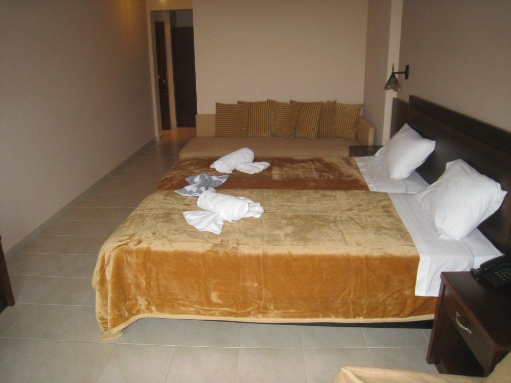 9 Queens Spa Hotel Loutra Edipsou  Exterior photo