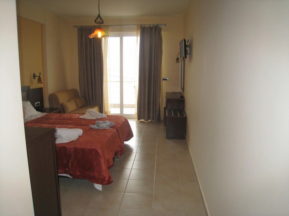 9 Queens Spa Hotel Loutra Edipsou  Exterior photo
