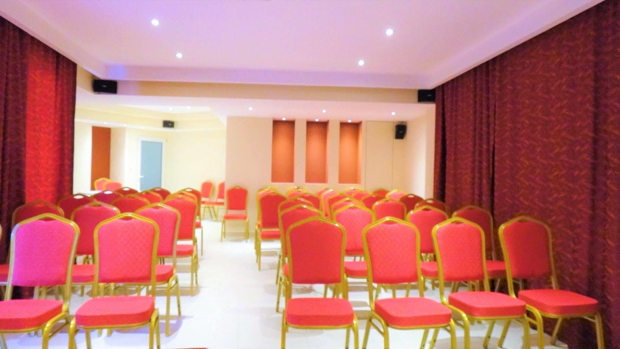9 Queens Spa Hotel Loutra Edipsou  Exterior photo