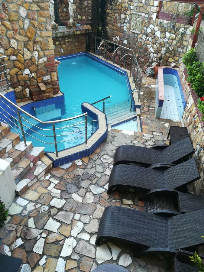 9 Queens Spa Hotel Loutra Edipsou  Exterior photo